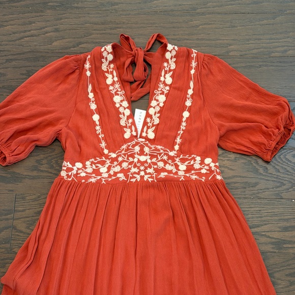 Baltic Born Santa Fe Embroidered Maxi Dress in Rust Size Medium NWT - Picture 3 of 10
